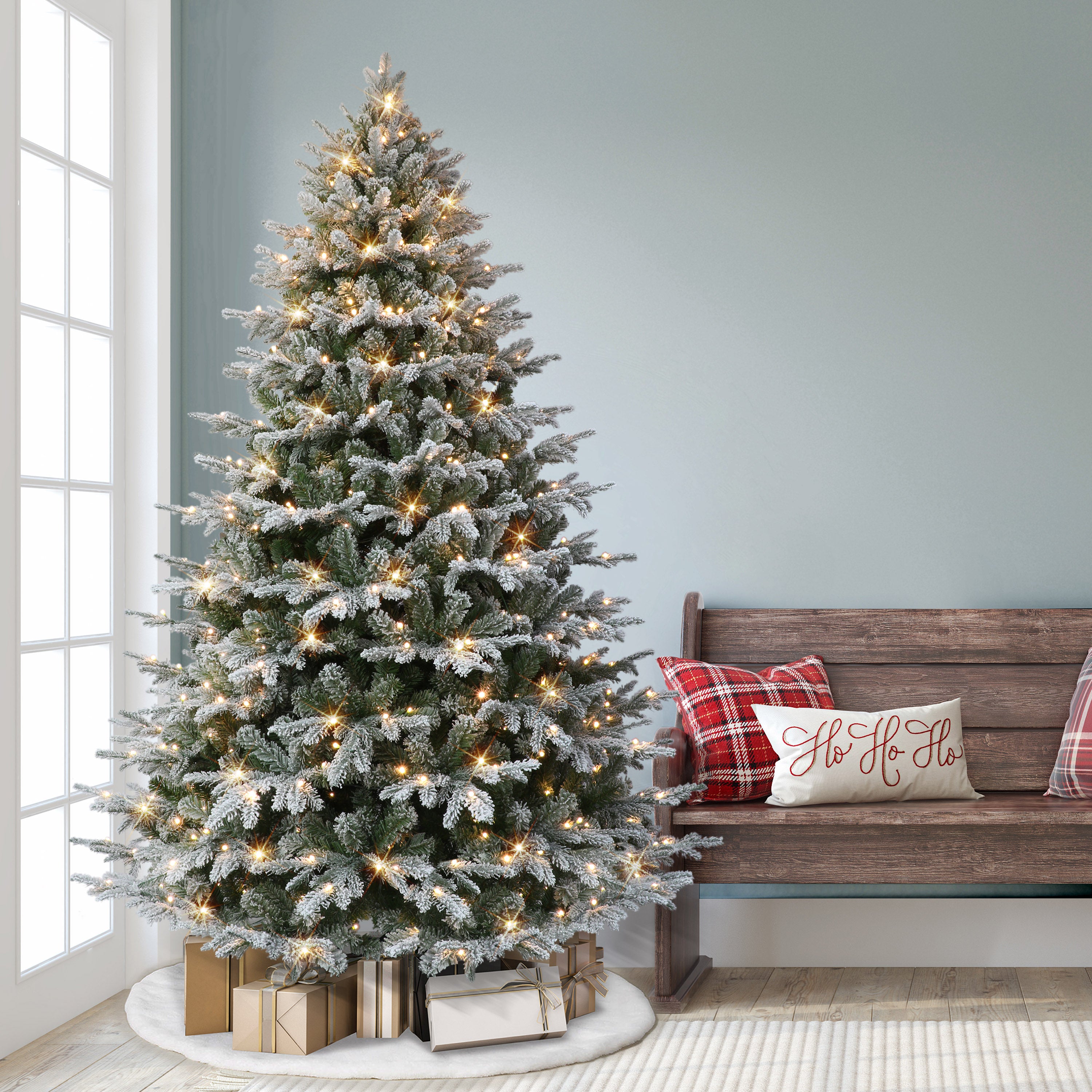 7.5ft Pre-Lit Alaskan Winter Fir Tree
